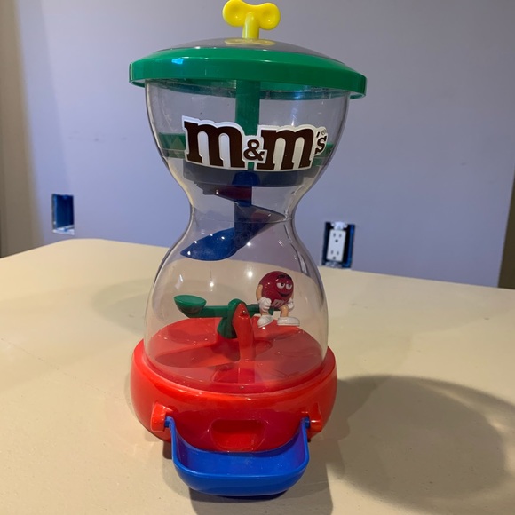 M & M machine - Picture 2 of 4